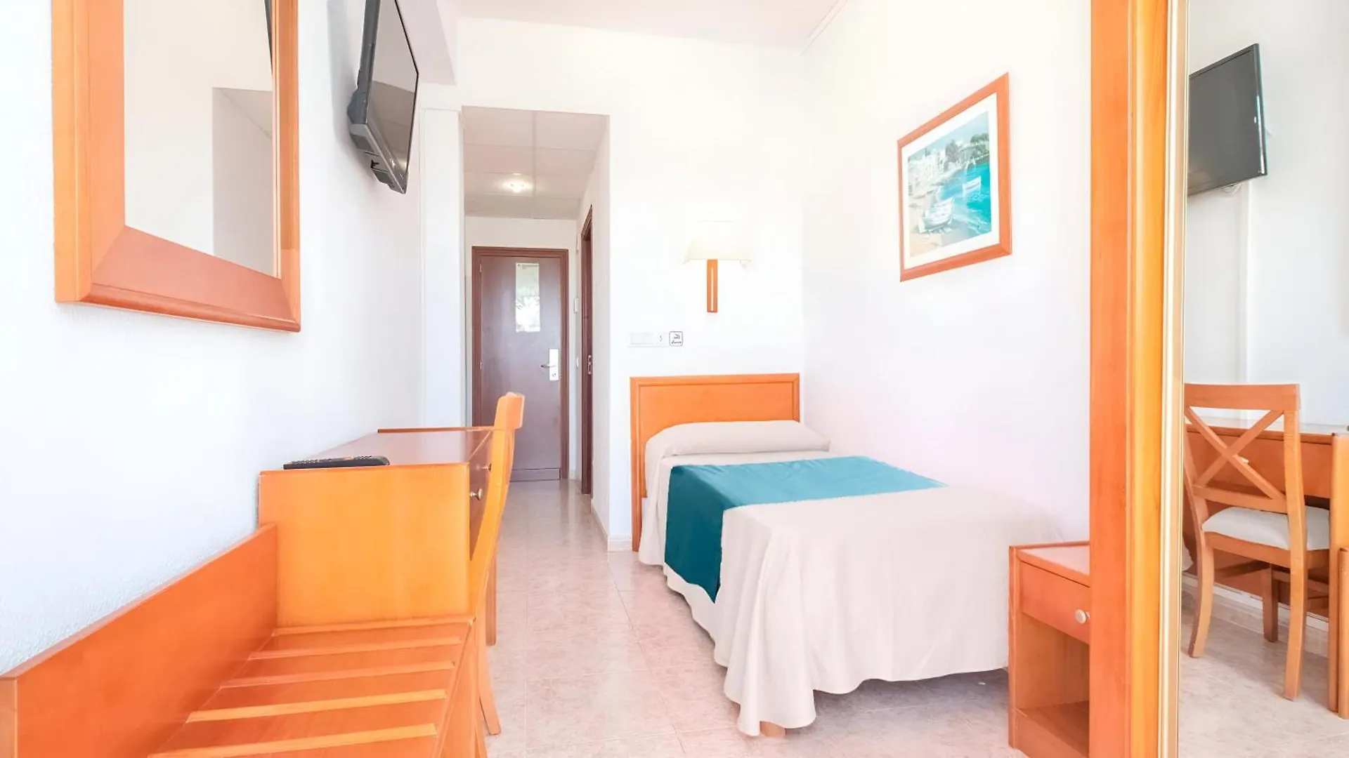 ***  Bluesea Piscis - Adults Only Hotel Port de Alcudia  Spain